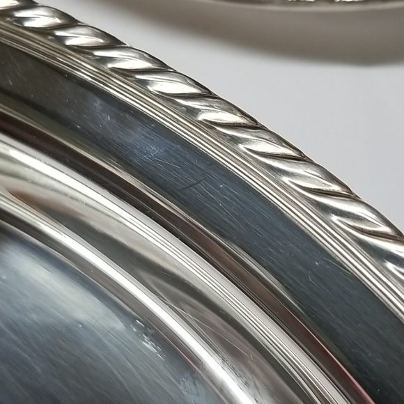 Lot of 2 WM Roger's Silverplate Oval Platters 12" x 7 " - Picture 3 of 12